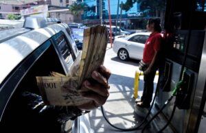 Venezuela aumenta preço da gasolina na fronteira e sobe impostos