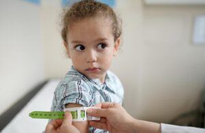 No Líbano, mais de 90% das crianças menores de 5 anos sofrem com problemas graves de nutrição, afirma relatório da UNICEF