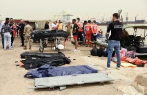 Trípoli: Cruz Vermelha busca por mais vítimas do naufrágio