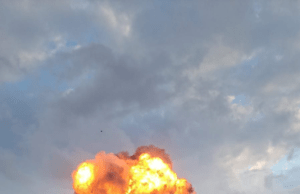 Líbano: Israel bombardeia a mais de 30 quilômetros da fronteira
