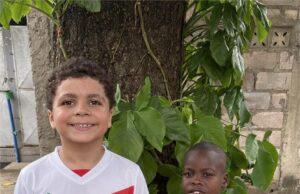 Criança é Homenageada em Moçambique Após Trabalho Voluntário que Uniu Brasil e Líbano